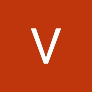 Meet your Posher, Valeria